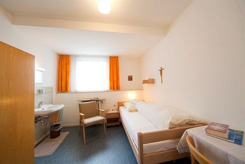 Hotel Kloster Esthal Zewnętrze zdjęcie