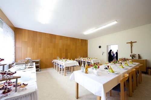 Hotel Kloster Esthal Zewnętrze zdjęcie